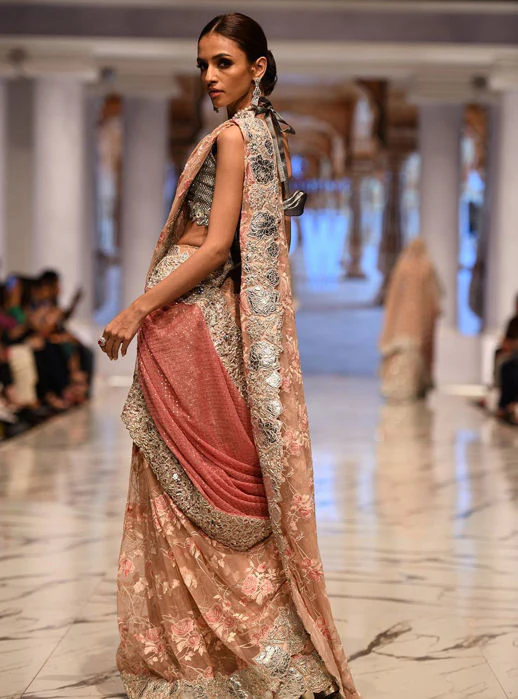 Blush Pink Saree - Image 4