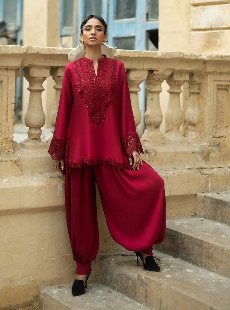 Crimson Cascade - Image 5