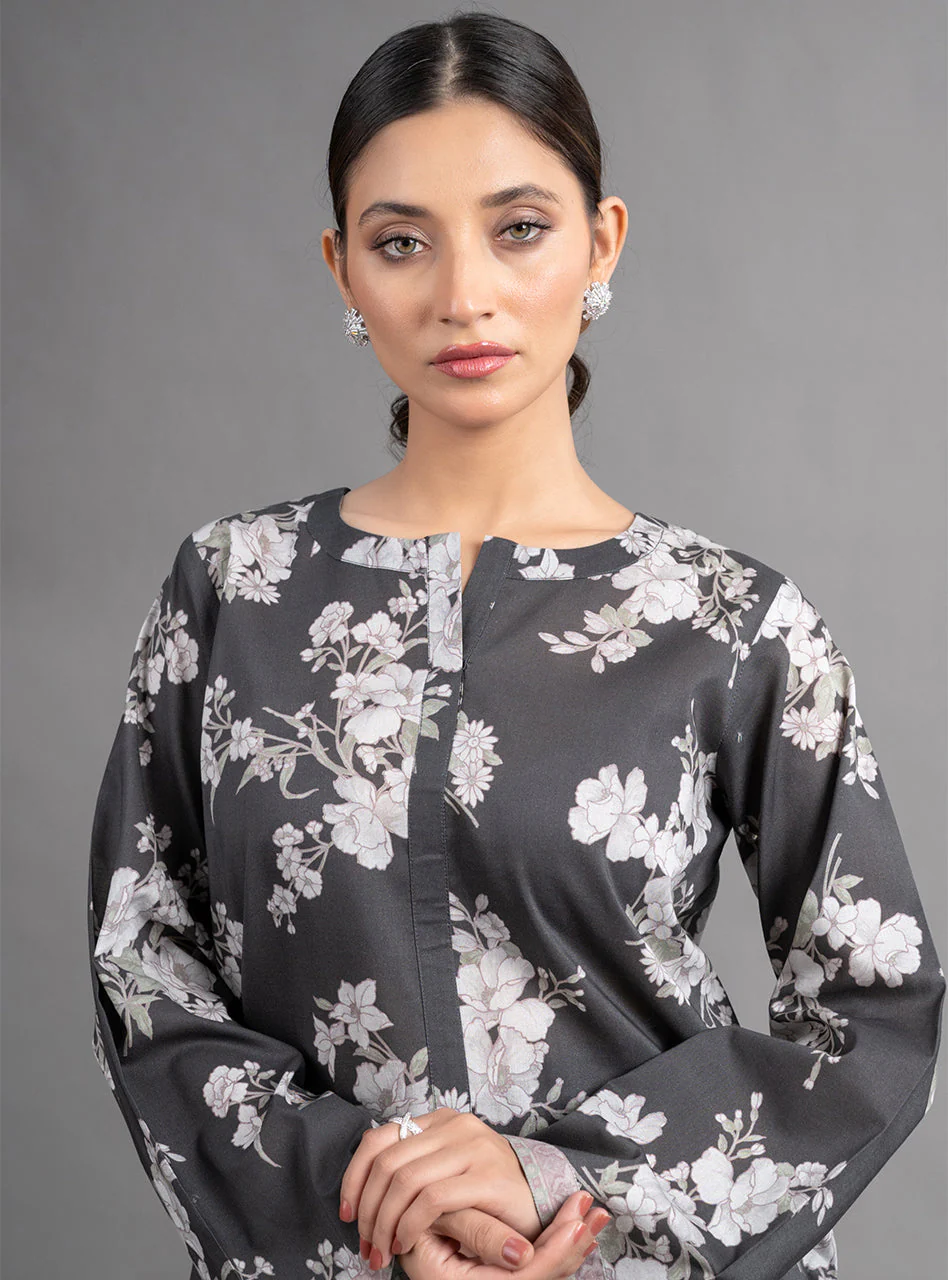 Grey Blush - Image 4