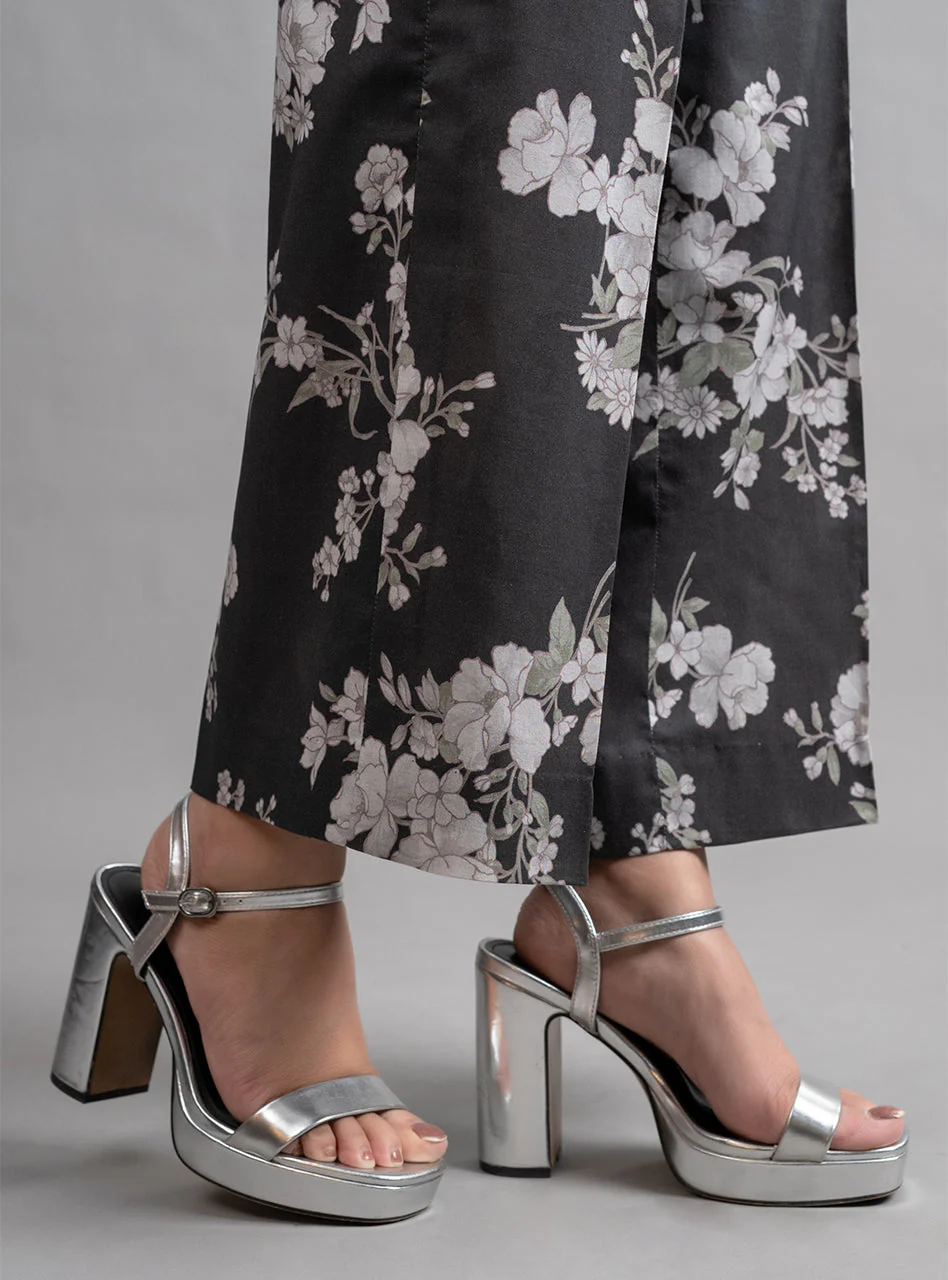 Grey Blush - Image 5