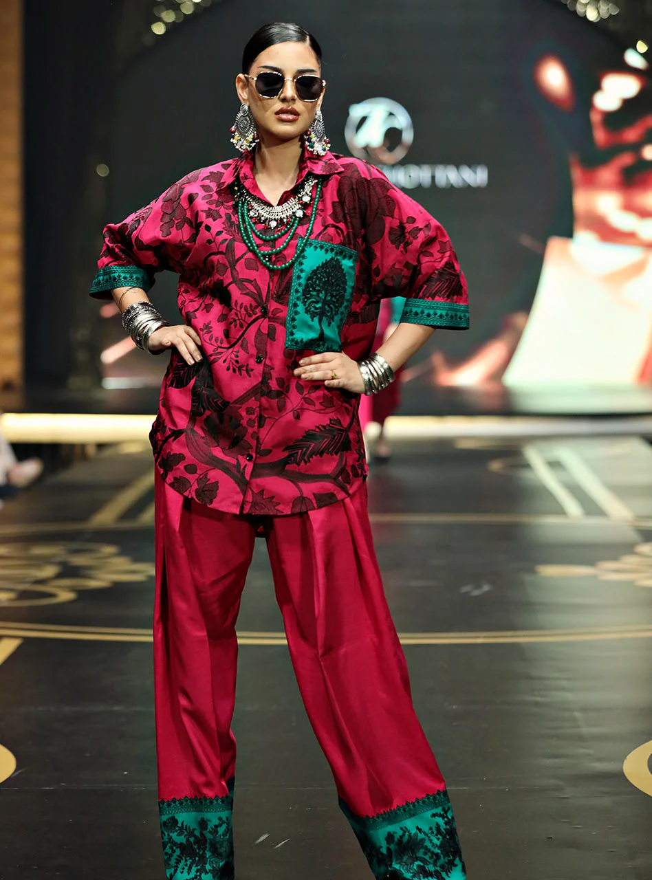 Komal - Image 4