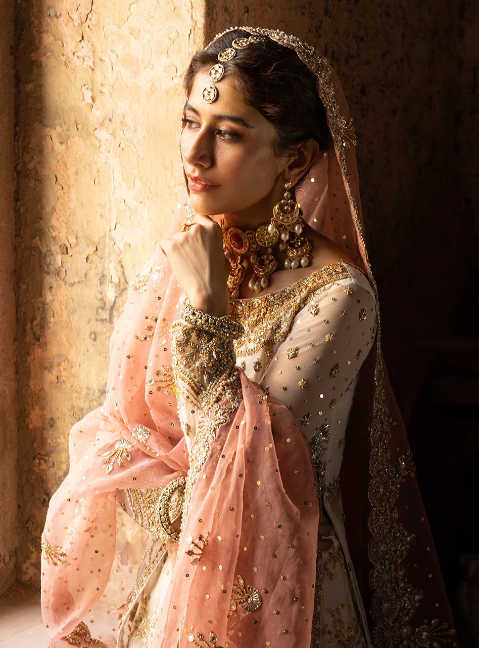 Mahtab - Image 5