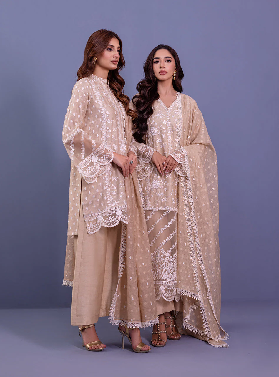 Meerab - Image 7