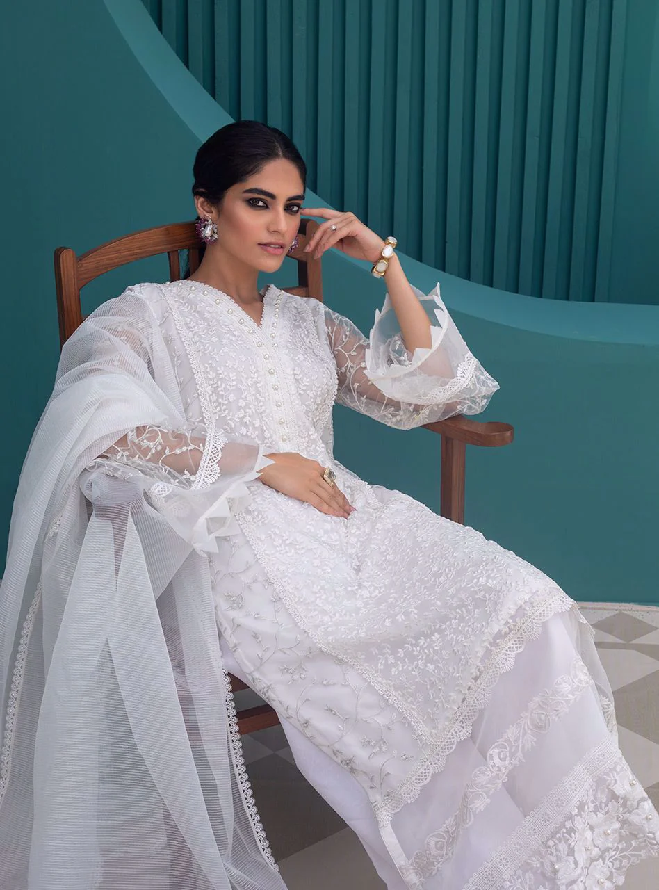 Pristine White - Image 5