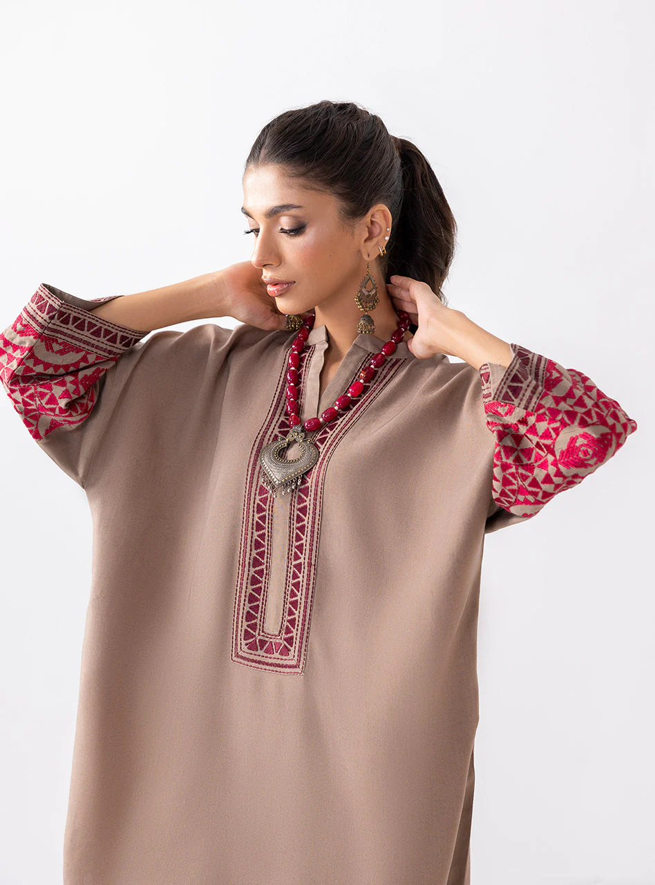 Sandy Beige - Image 10