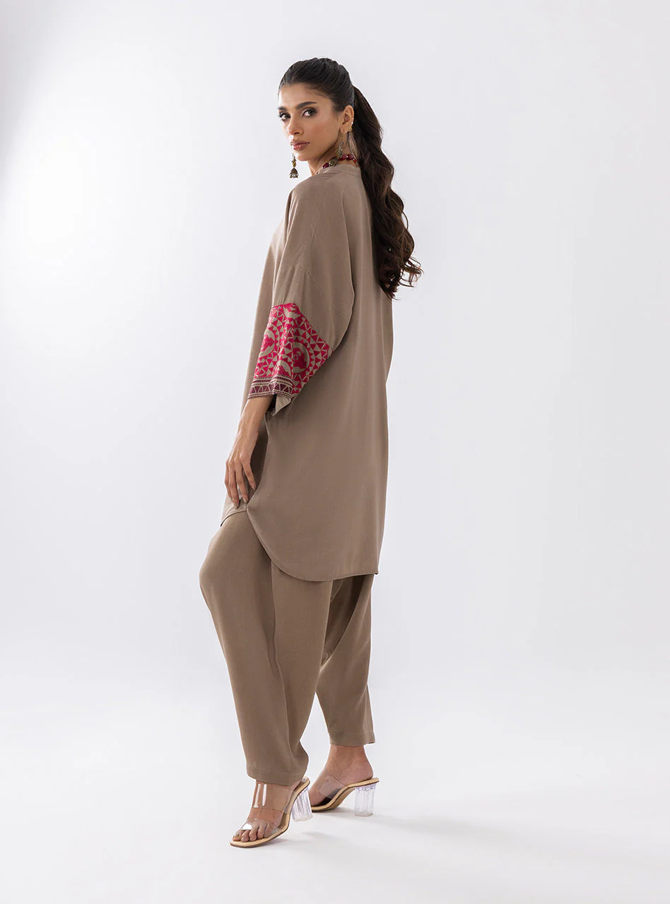 Sandy Beige - Image 3