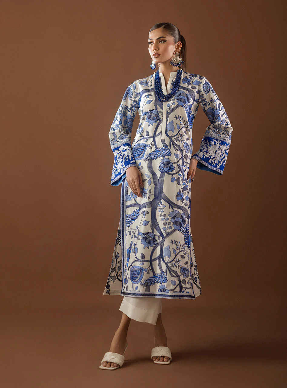 Sarina - Image 7