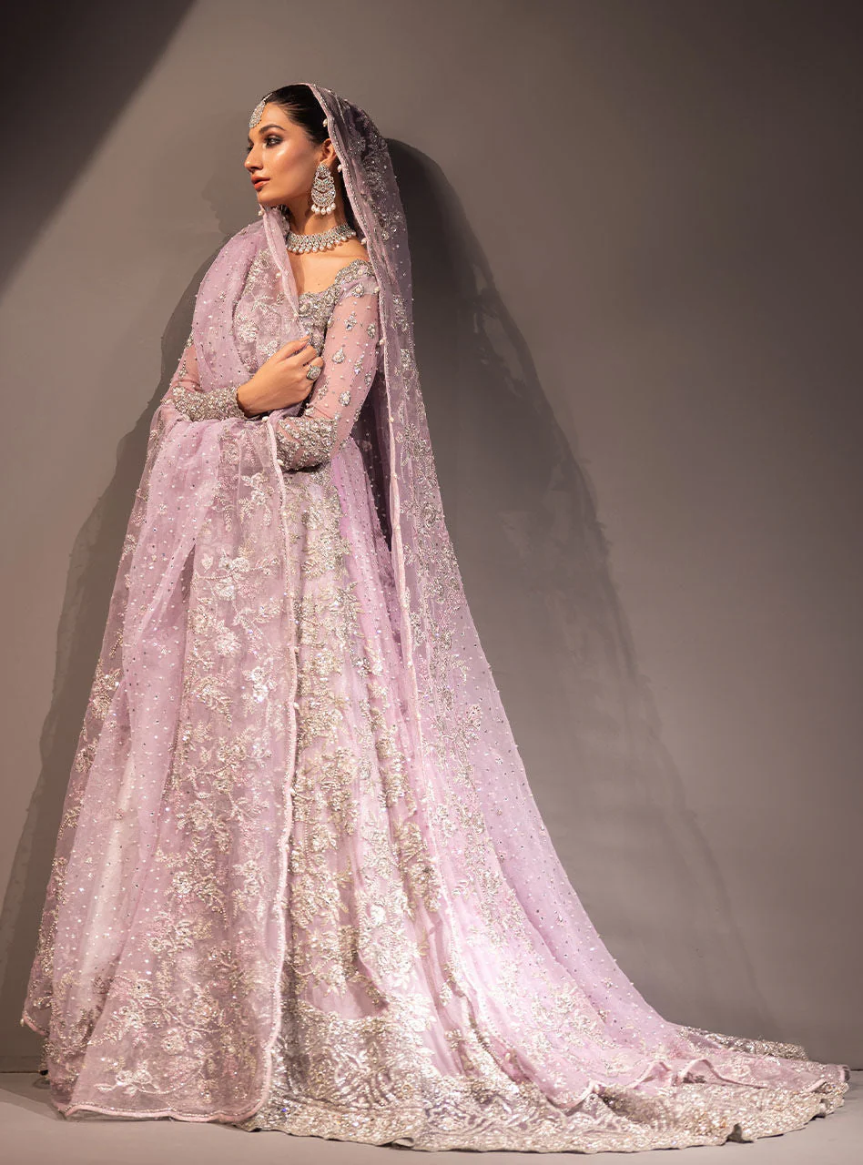 Suraya - Image 13