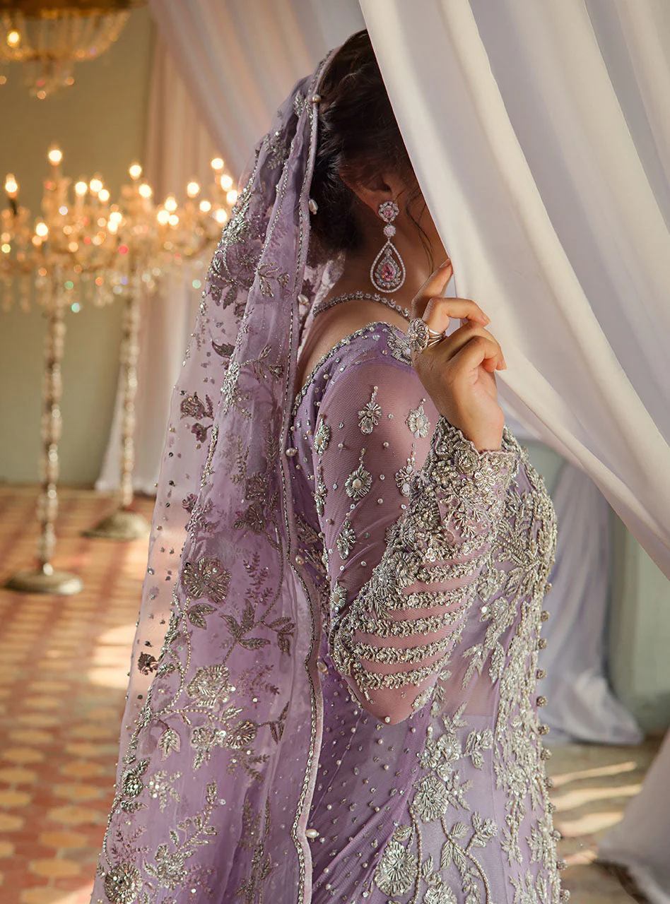 Suraya - Image 9